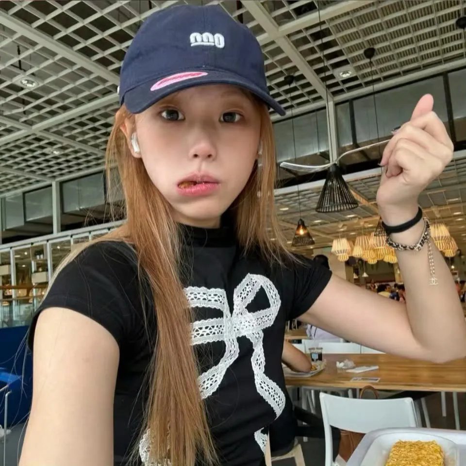 娇凤三姐妹
